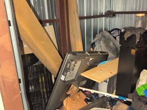 10 x 10 storage unit in Cincinnati, OH