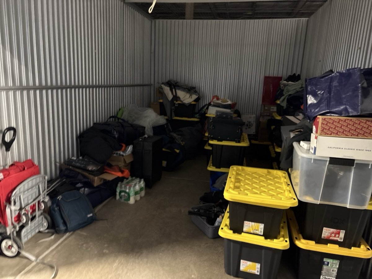 10 x 15 storage unit in Hillside, NJ