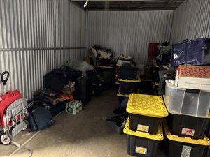 10 x 15 storage unit in Hillside, NJ