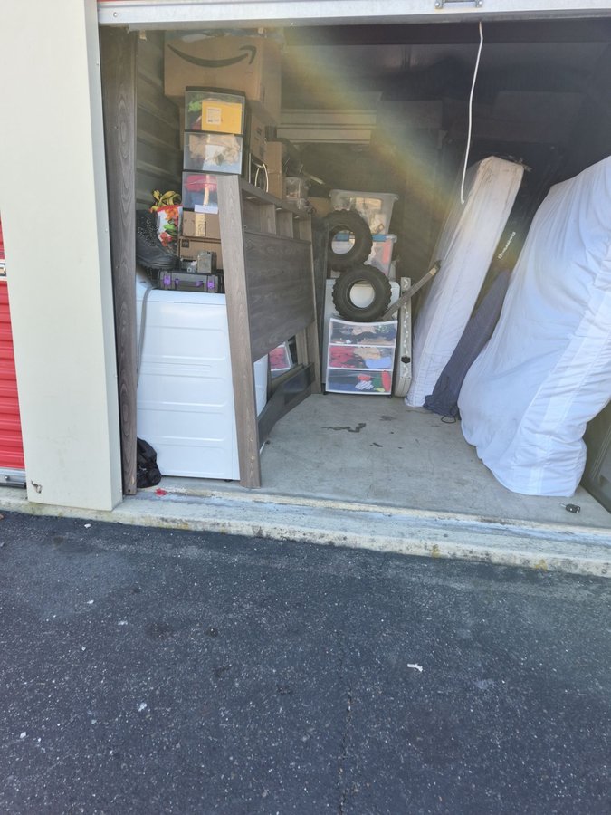 10 x 15 storage unit in Blackwood, NJ