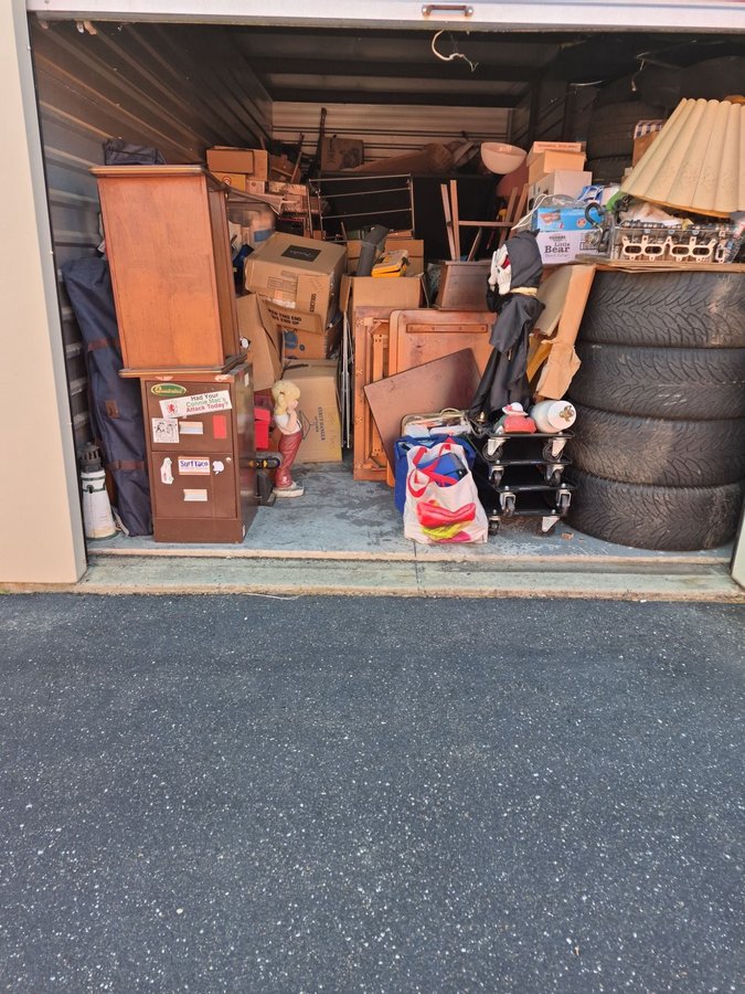 10 x 25 storage unit in Blackwood, NJ