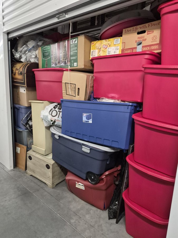 10 x 5 storage unit in Marlton, NJ
