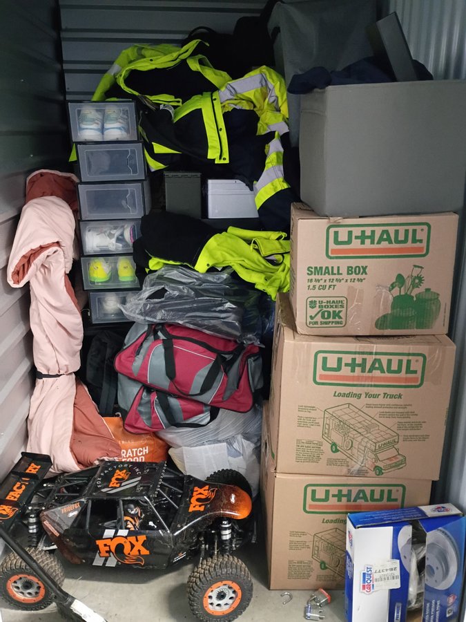 5 x 7 storage unit in Silver Springs, MD
