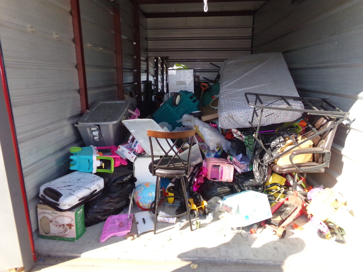 10 x 20 storage unit in Joliet, IL