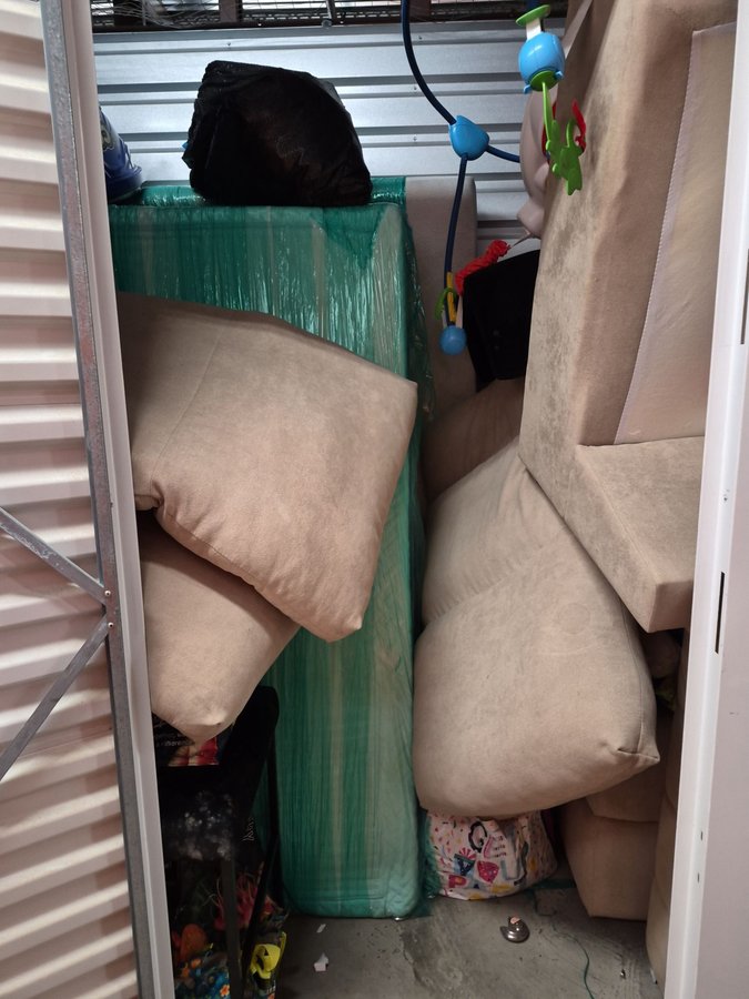 5 x 10 storage unit in Marlton, NJ