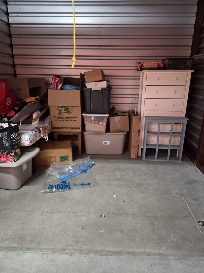 7 x 10 storage unit in Marlton, NJ