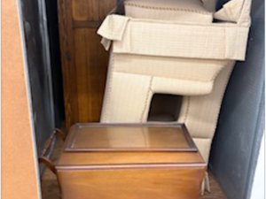 5 x 7 storage unit in Carpinteria, CA