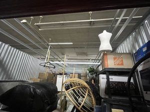 10 x 23 storage unit in St Kansas City, MO
