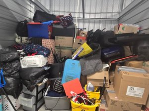 10 x 10 storage unit in Indianapolis, IN