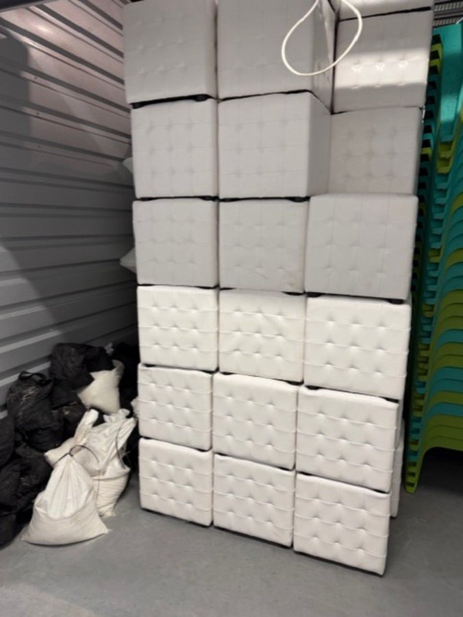 10 x 15 storage unit in Orlando, FL