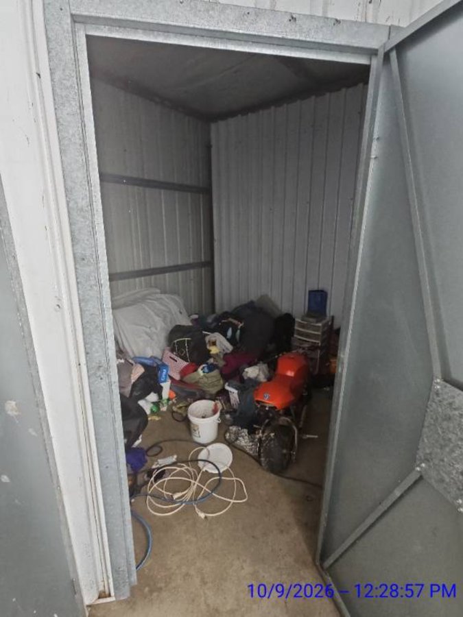 10 x 10 storage unit in Madison, IN