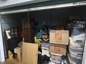 10 x 10 storage unit in Lihue, HI