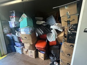 10 x 10 storage unit in Lihue, HI