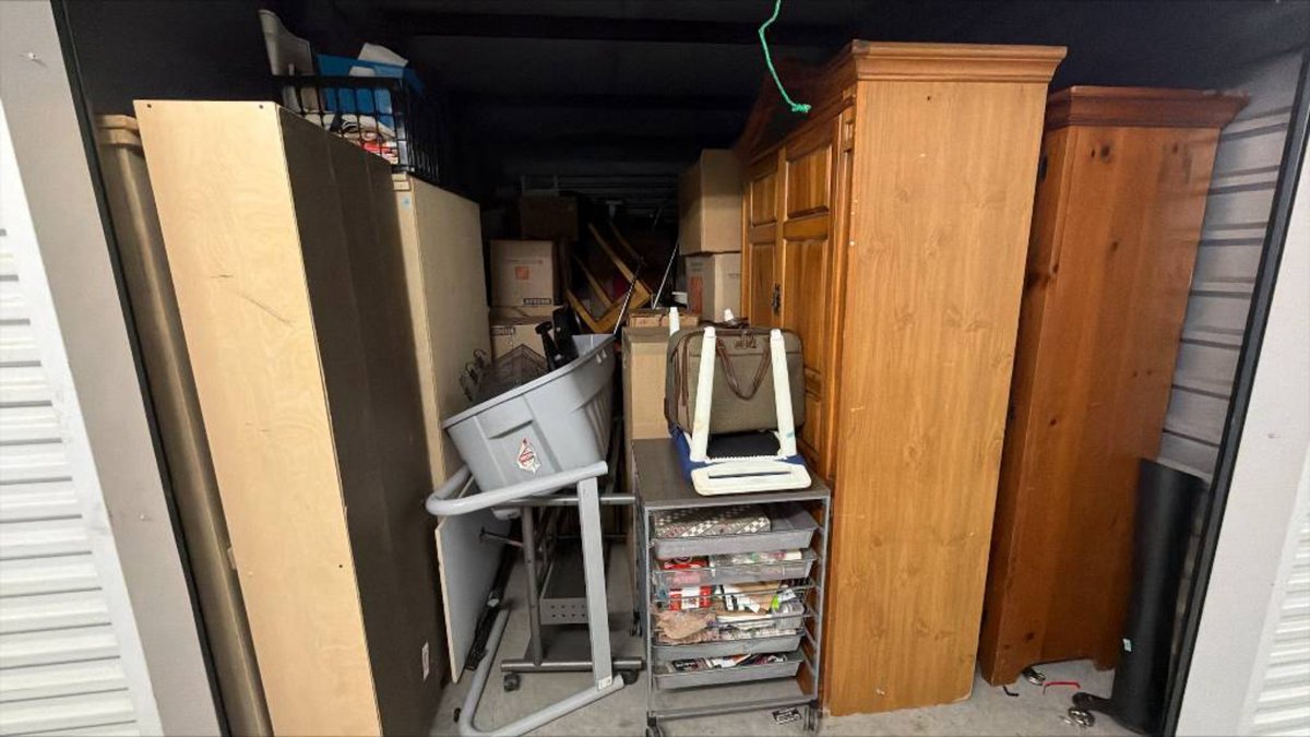 10 x 25 storage unit in Kemah, TX