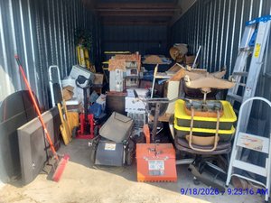 10 x 25 storage unit in Effingham, IL