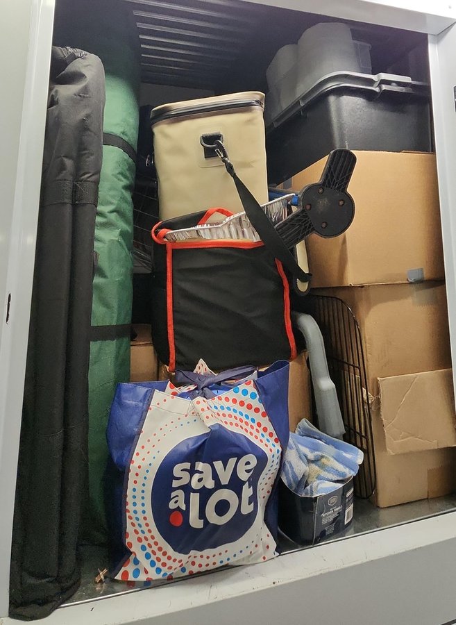 4 x 4 storage unit in Baltimore, MD