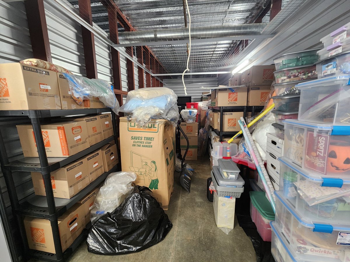 10 x 25 storage unit in Rochester, NY