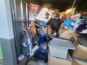 10 x 15 storage unit in Sacramento, CA