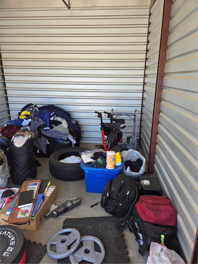 10 x 15 storage unit in Murrieta, CA