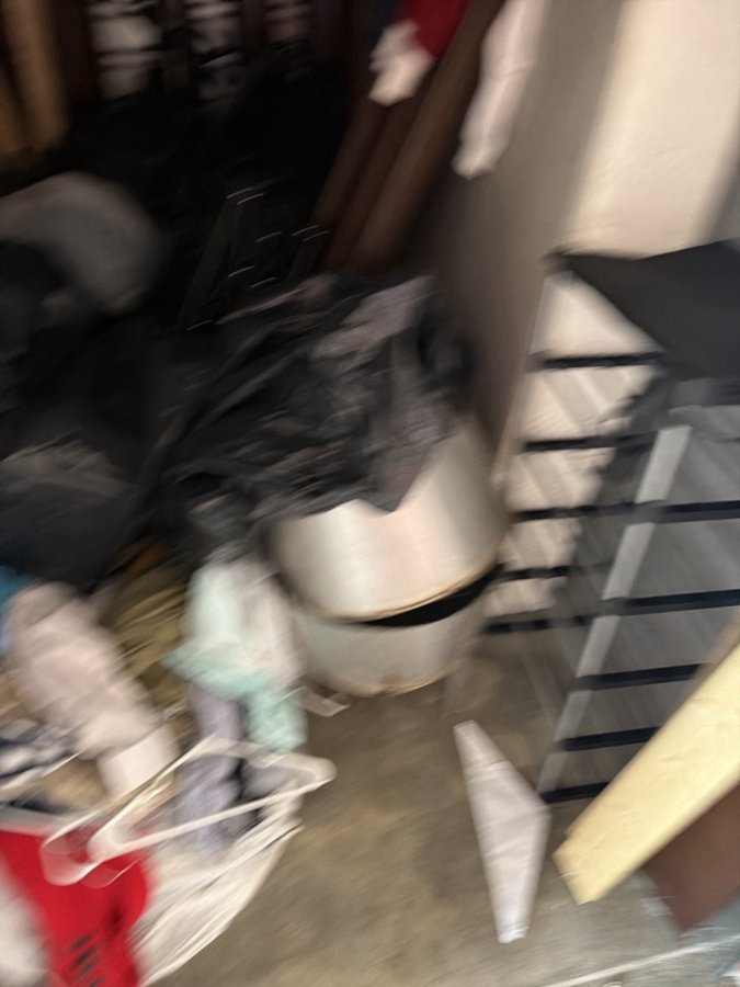 5 x 10 storage unit in Houston, TX