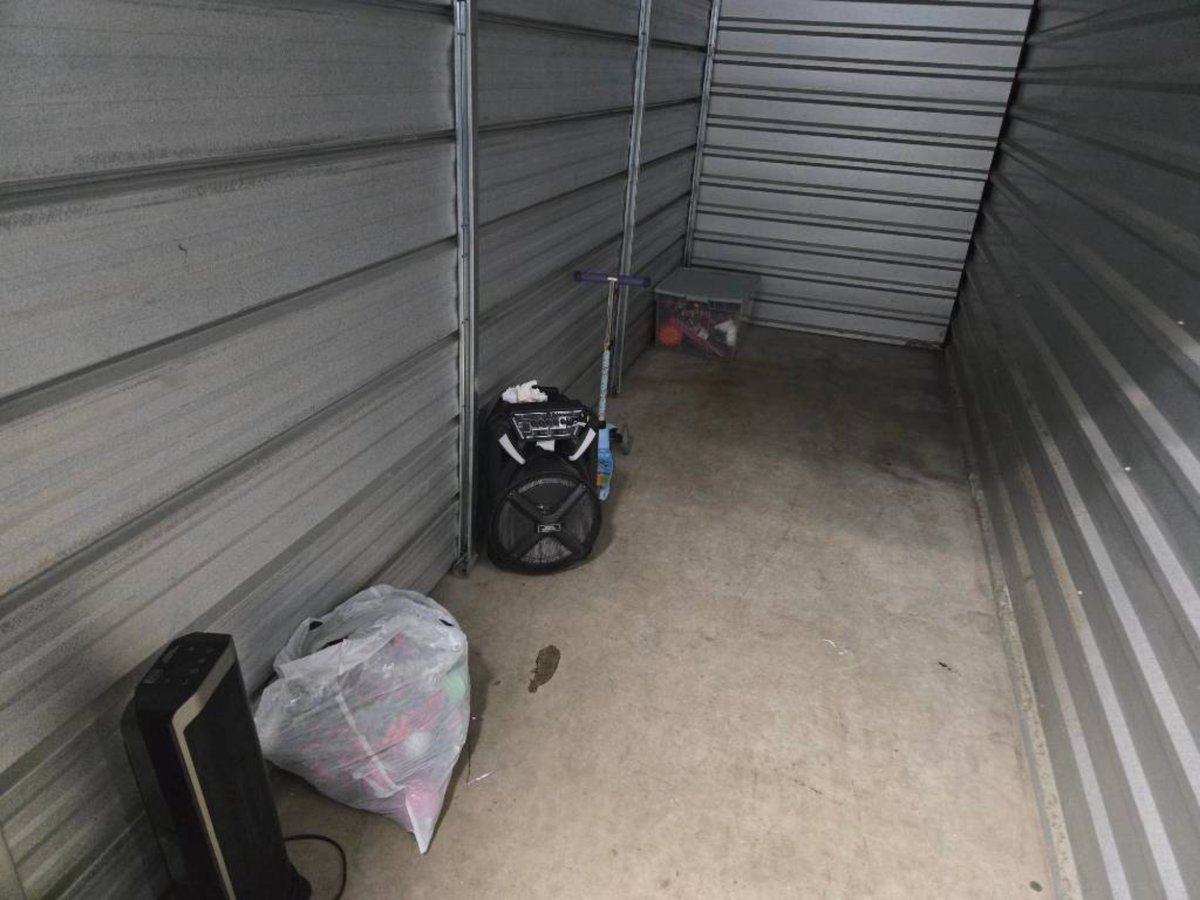5 x 15 storage unit in Chicago, IL