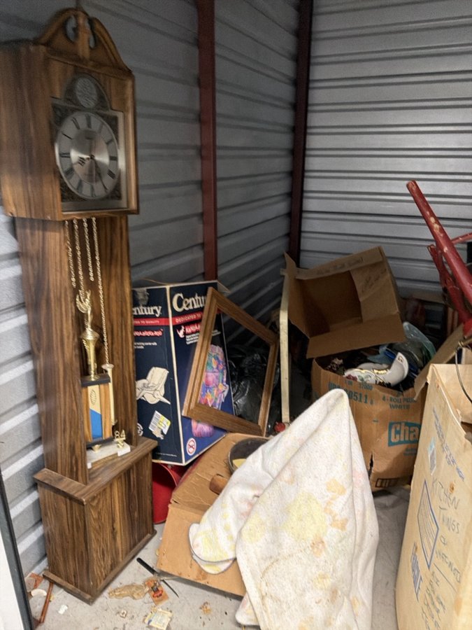 10 x 10 storage unit in Houston, TX