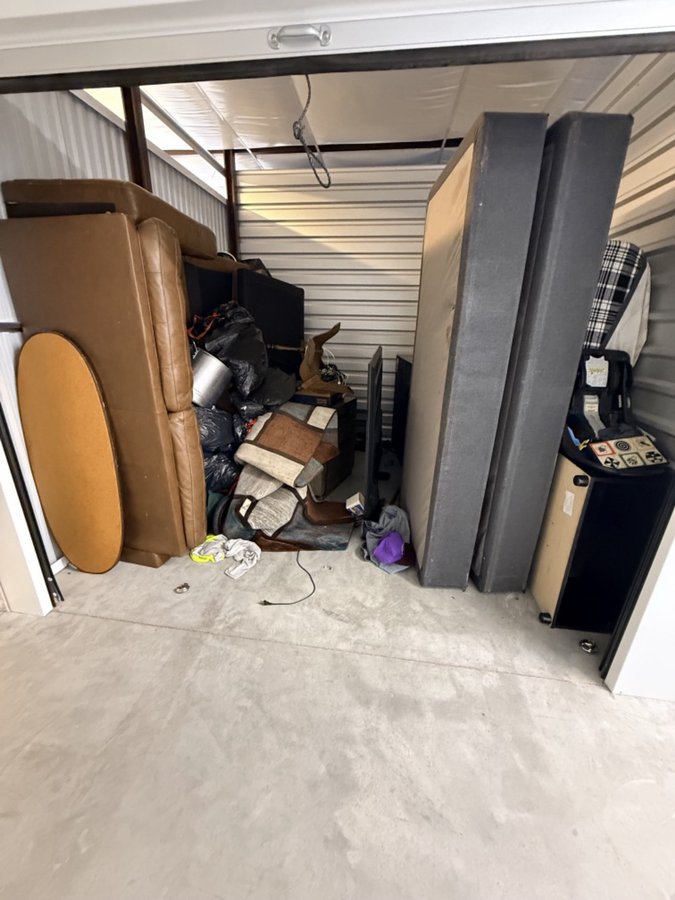 10 x 10 storage unit in Evans, CO