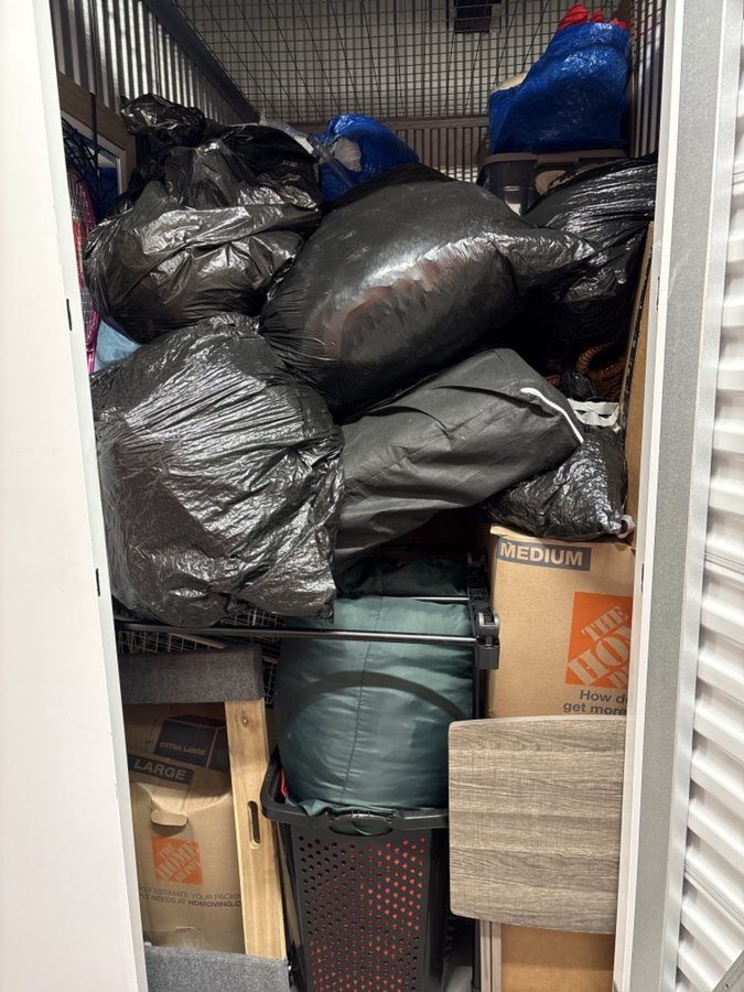 5 x 10 storage unit in Hillside, NJ