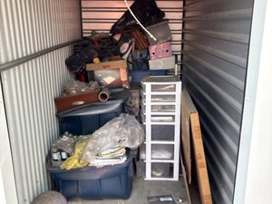 5 x 10 storage unit in Hillside, NJ