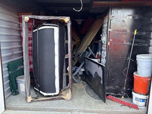 10 x 20 storage unit in Hillside, NJ