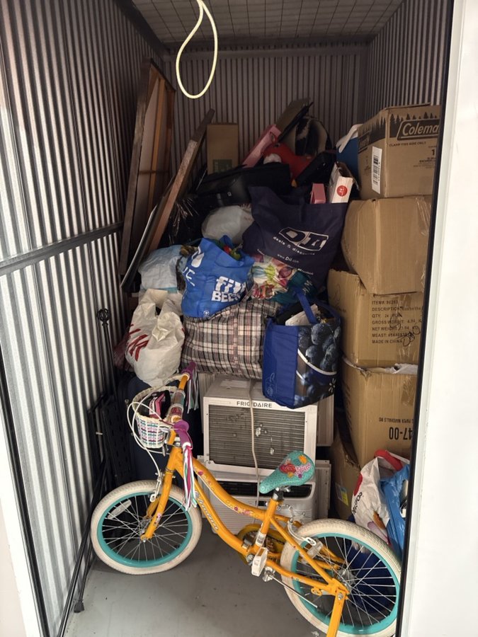5 x 10 storage unit in Hillside, NJ