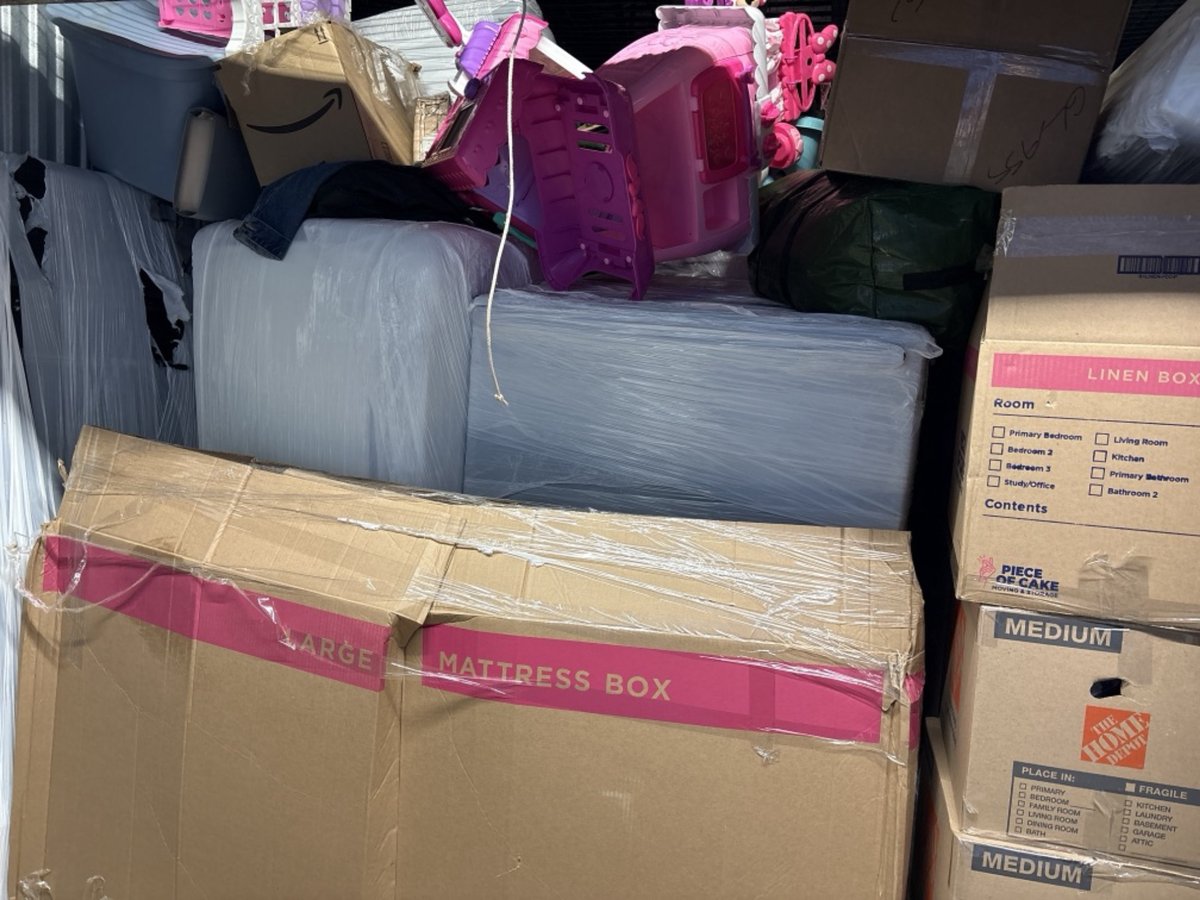 10 x 10 storage unit in Hillside, NJ