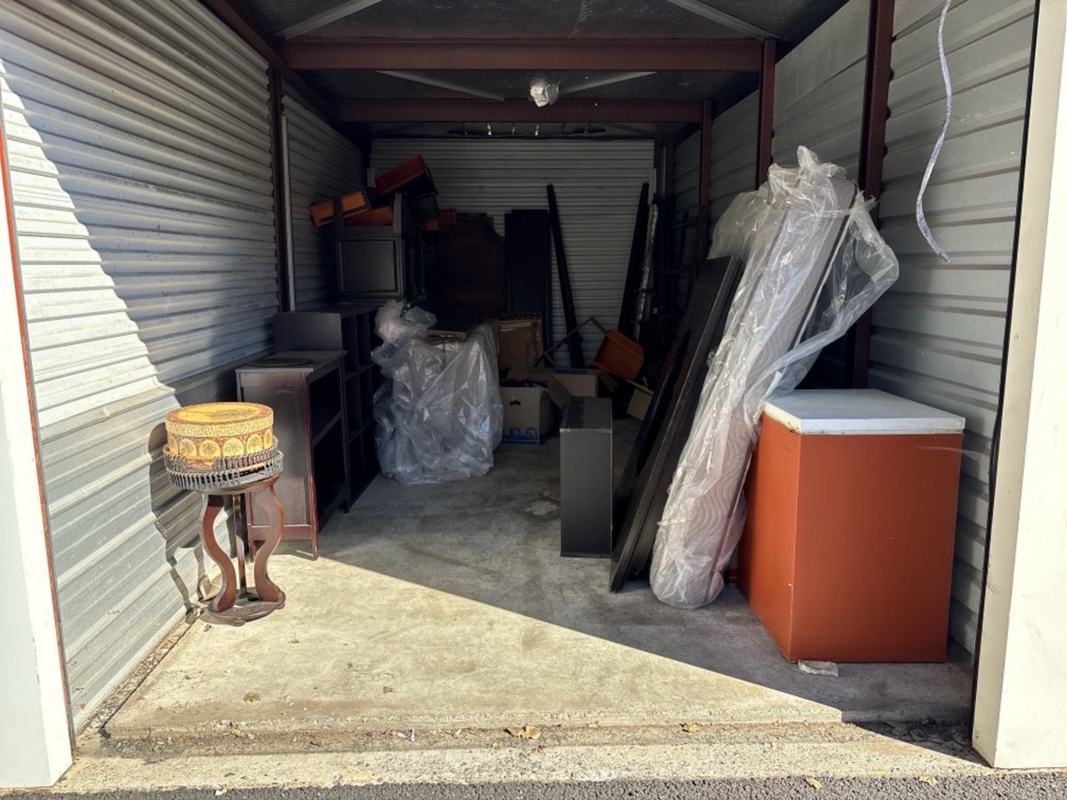 10 x 20 storage unit in Hillside, NJ