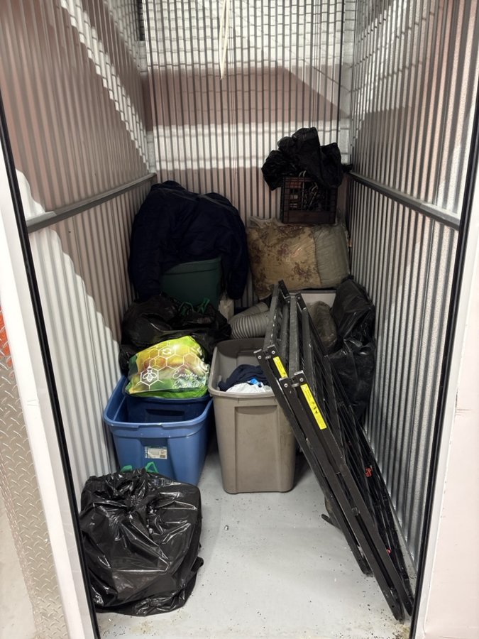 5 x 7 storage unit in Hillside, NJ