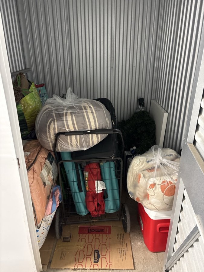 5 x 5 storage unit in Hillside, NJ