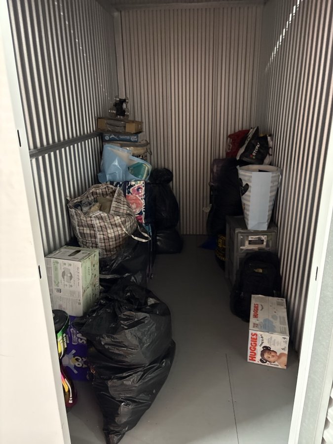 5 x 10 storage unit in Hillside, NJ