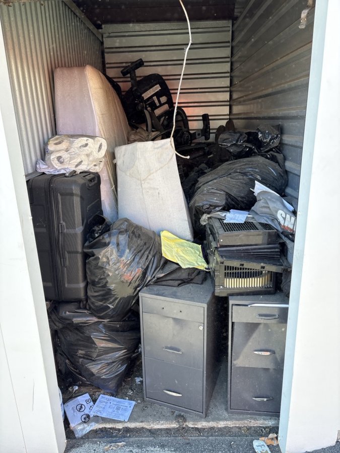 5 x 10 storage unit in Hillside, NJ