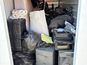 5 x 10 storage unit in Hillside, NJ