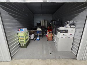 10 x 15 storage unit in Cherry Hill, NJ