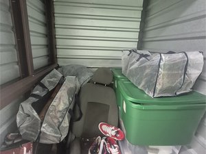 5 x 5 storage unit in Colonial Heights, VA