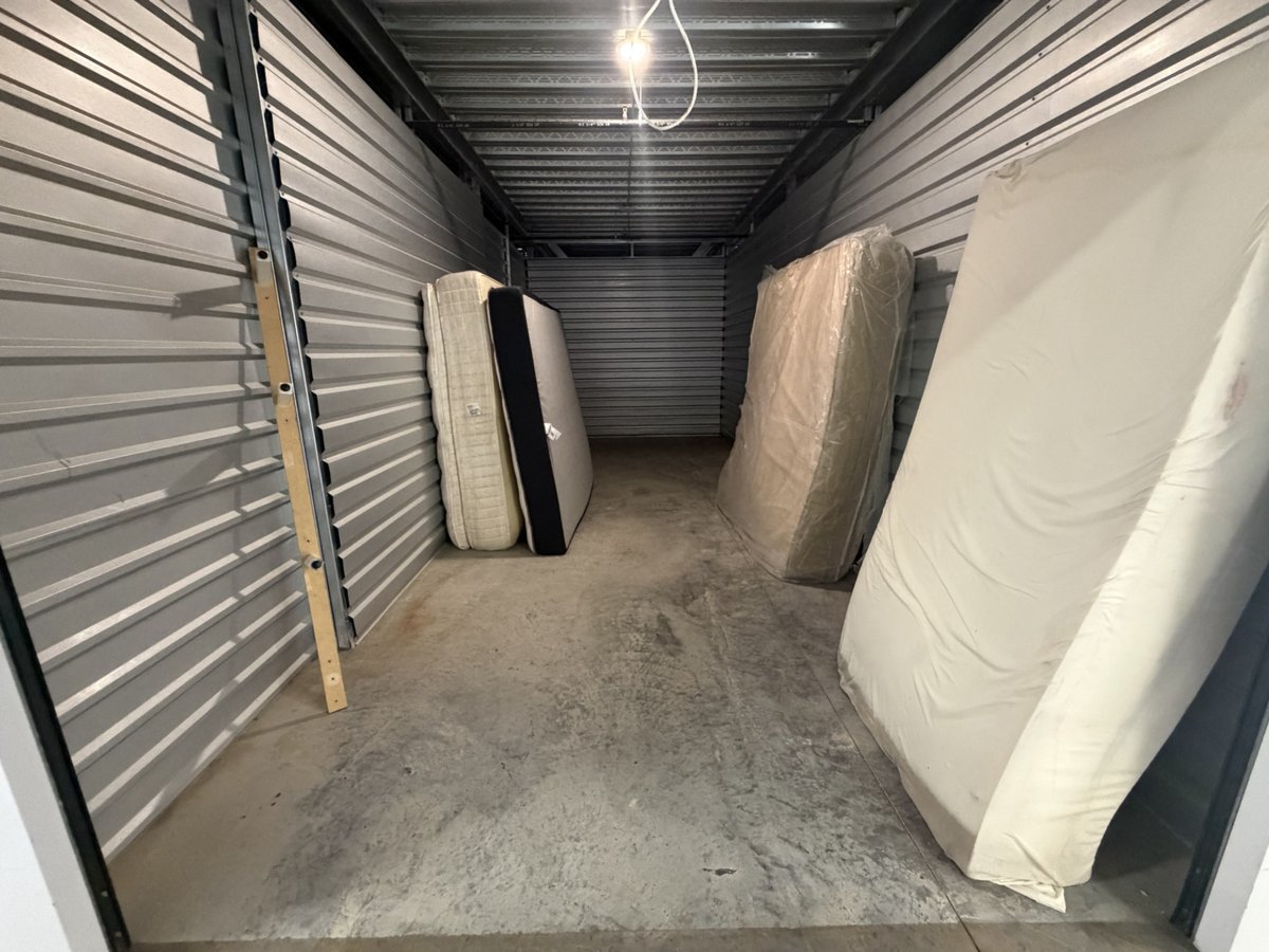 10 x 25 storage unit in Charlotte, NC