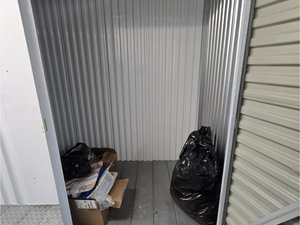 7 x 4 storage unit in Cherry Hill, NJ
