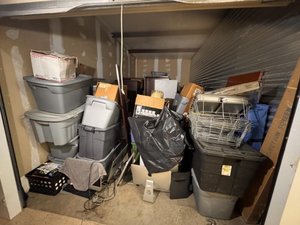 10 x 20 storage unit in Lawrenceville, GA
