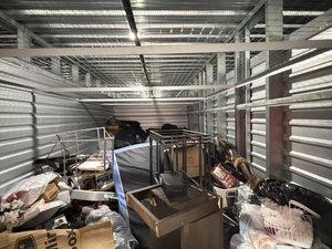 10 x 25 storage unit in Tampa, FL