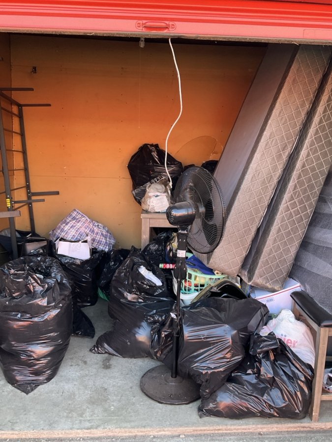 10 x 10 storage unit in Indianapolis, IN