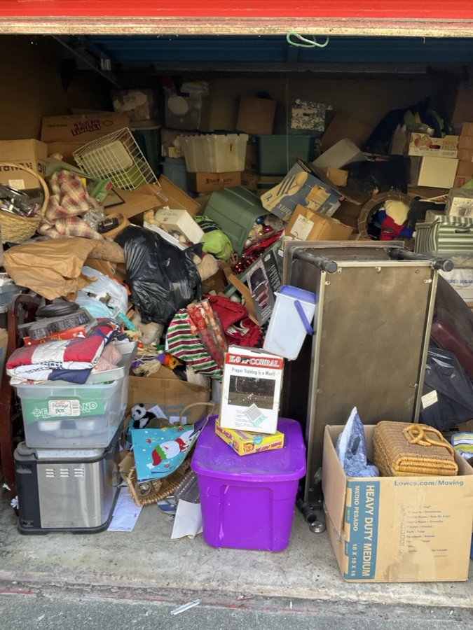 12 x 15 storage unit in Indianapolis, IN