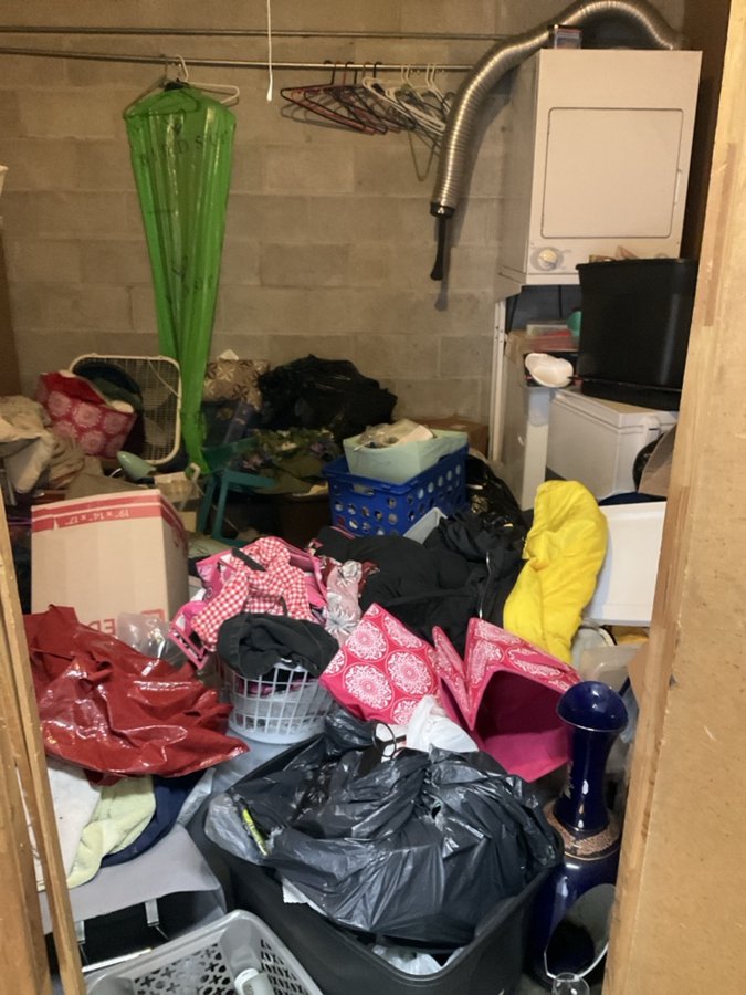 10 x 10 storage unit in Indianapolis, IN