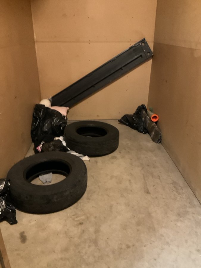 6 x 10 storage unit in Indianapolis, IN