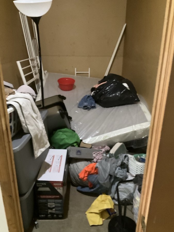 6 x 10 storage unit in Indianapolis, IN