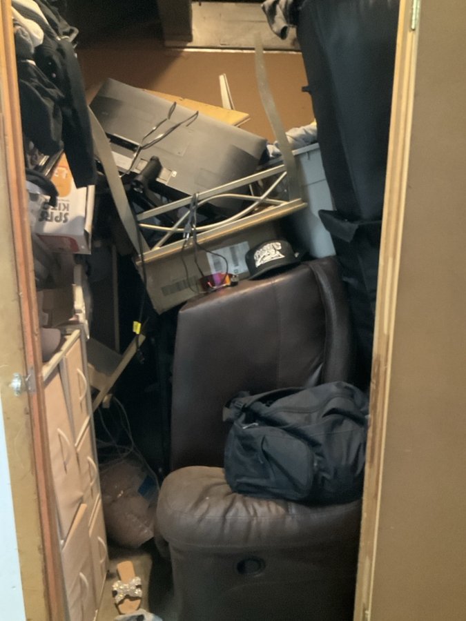 6 x 10 storage unit in Indianapolis, IN